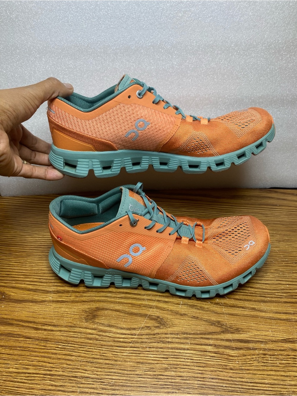 On Cloud X Orange Green Blue Mens Size US Size 8.5 Running Shoes Performance